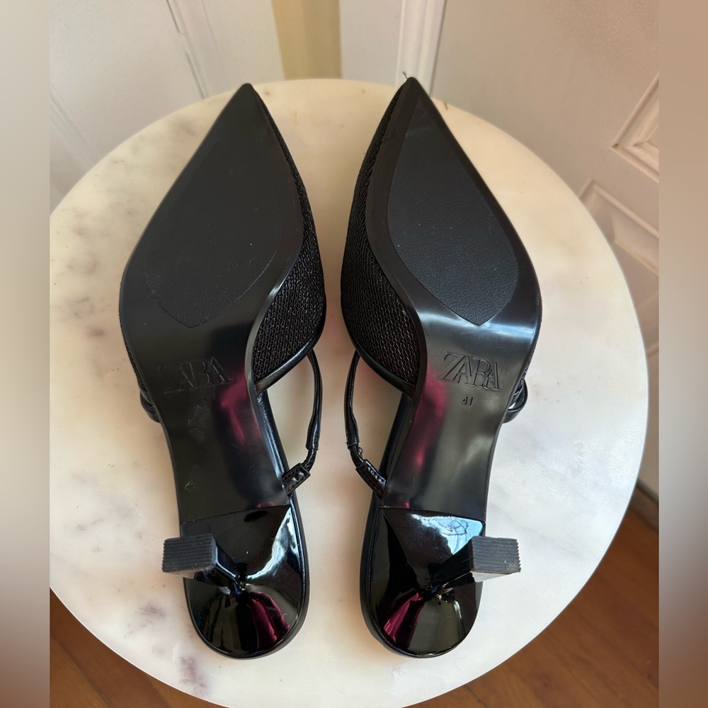 Zara Black Pointed Toe Heels - Picture 8 of 8